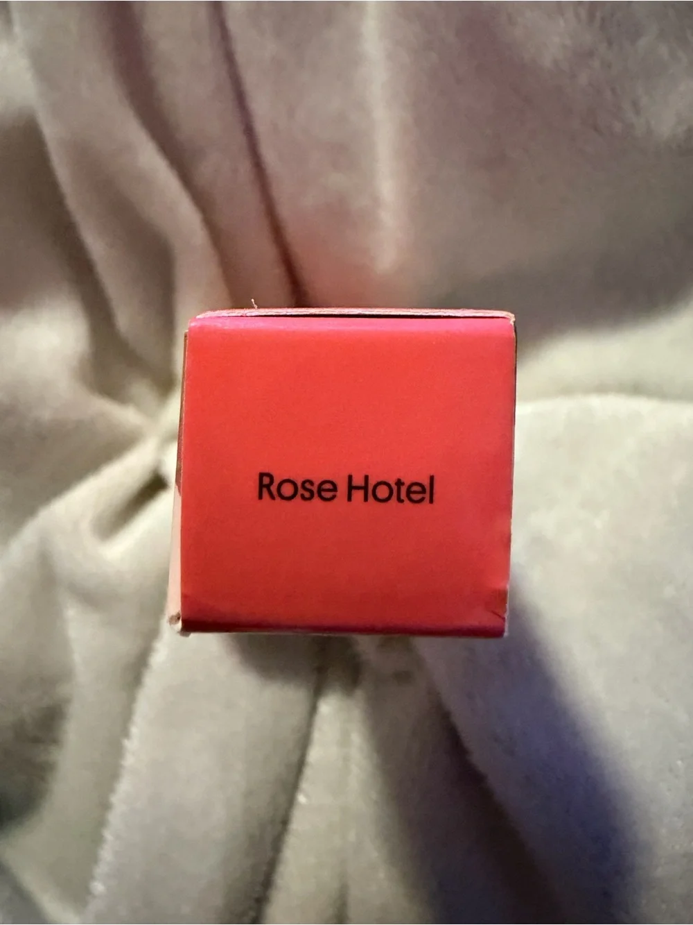 Winky Lux Skinny Plump “Rose Hotel”